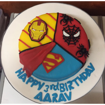 Superhero Fondant Cake 2